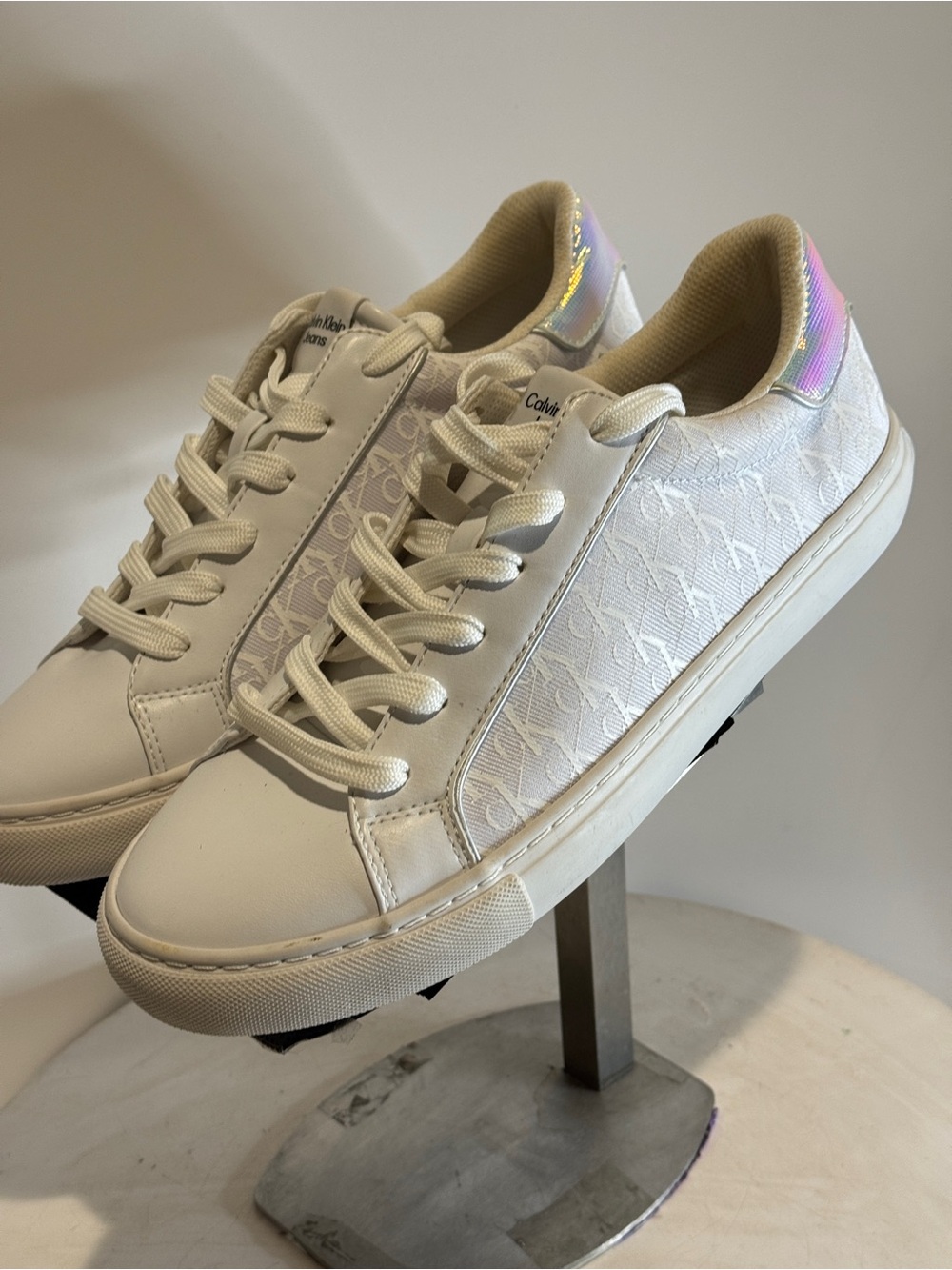 Calvin Klein KCCHARLI Women’s size 10 brand new